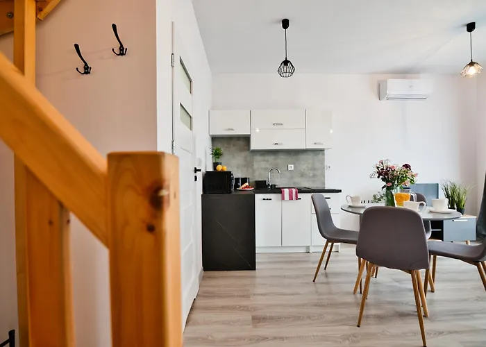 Na Sosnowej By Housine Hébergement de vacances *